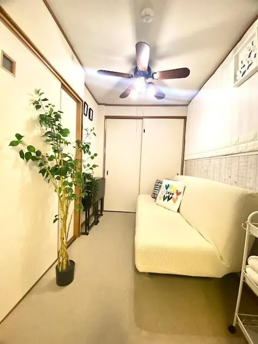 Dotonbori Direct: Traditional Home with Modern Amenities Osaka