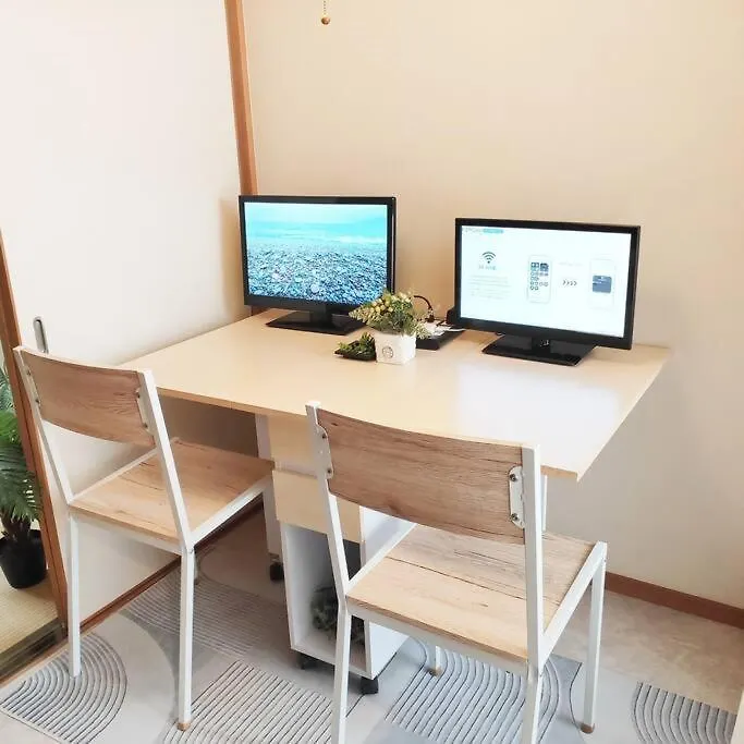 Dotonbori Direct: Traditional Home with Modern Amenities Osaka