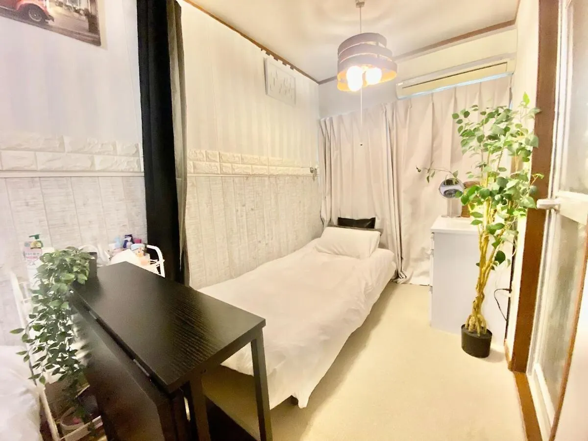 Villa Dotonbori Direct: Traditional Home with Modern Amenities Osaka