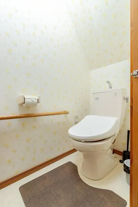 Dotonbori Direct: Traditional Home with Modern Amenities Osaka